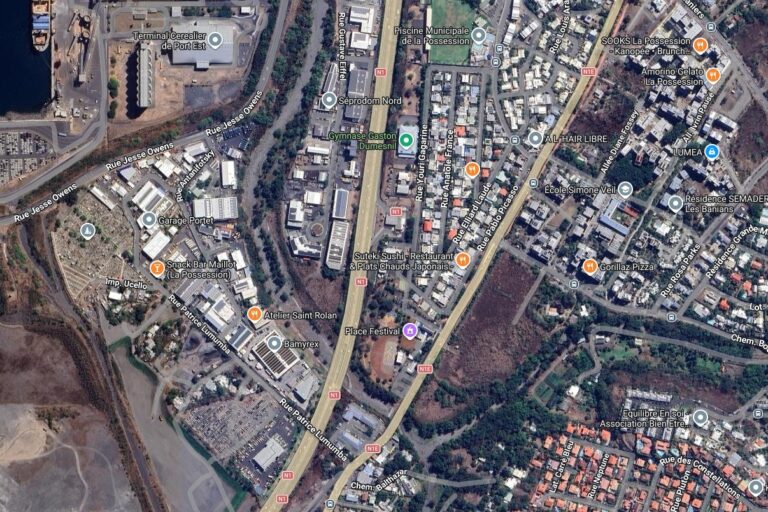 Bureaux 255 m² — La Possession